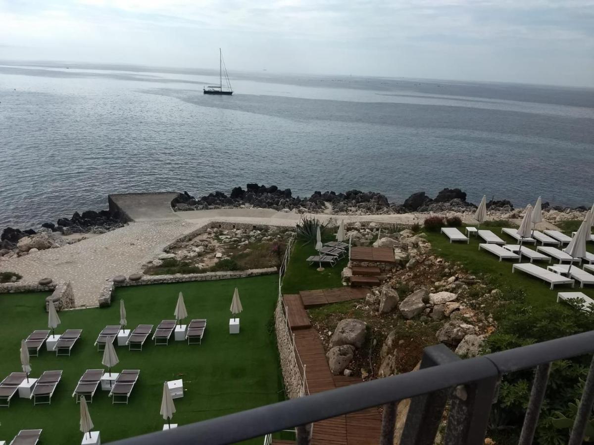 Casa Vacanze Vincenzo E Rosanna Castro  Εξωτερικό φωτογραφία
