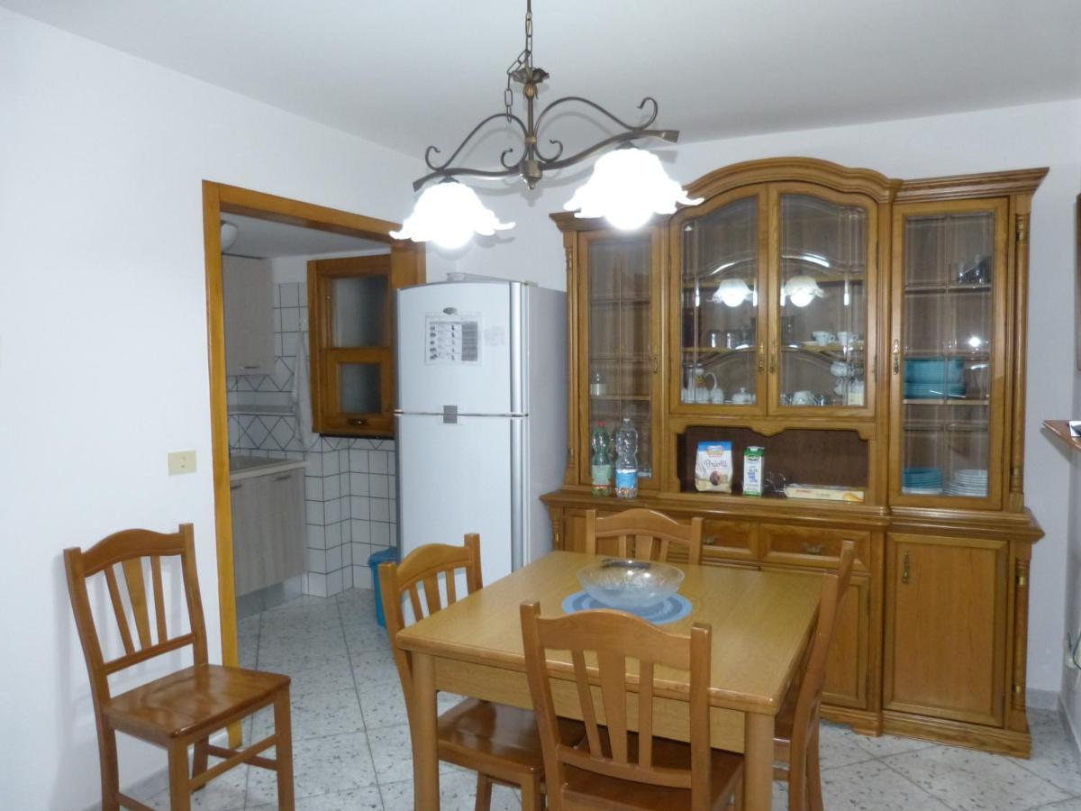 Casa Vacanze Vincenzo E Rosanna Castro  Εξωτερικό φωτογραφία