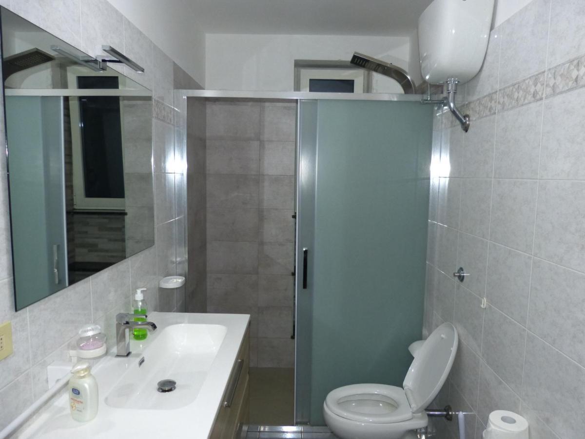 Casa Vacanze Vincenzo E Rosanna Castro  Εξωτερικό φωτογραφία